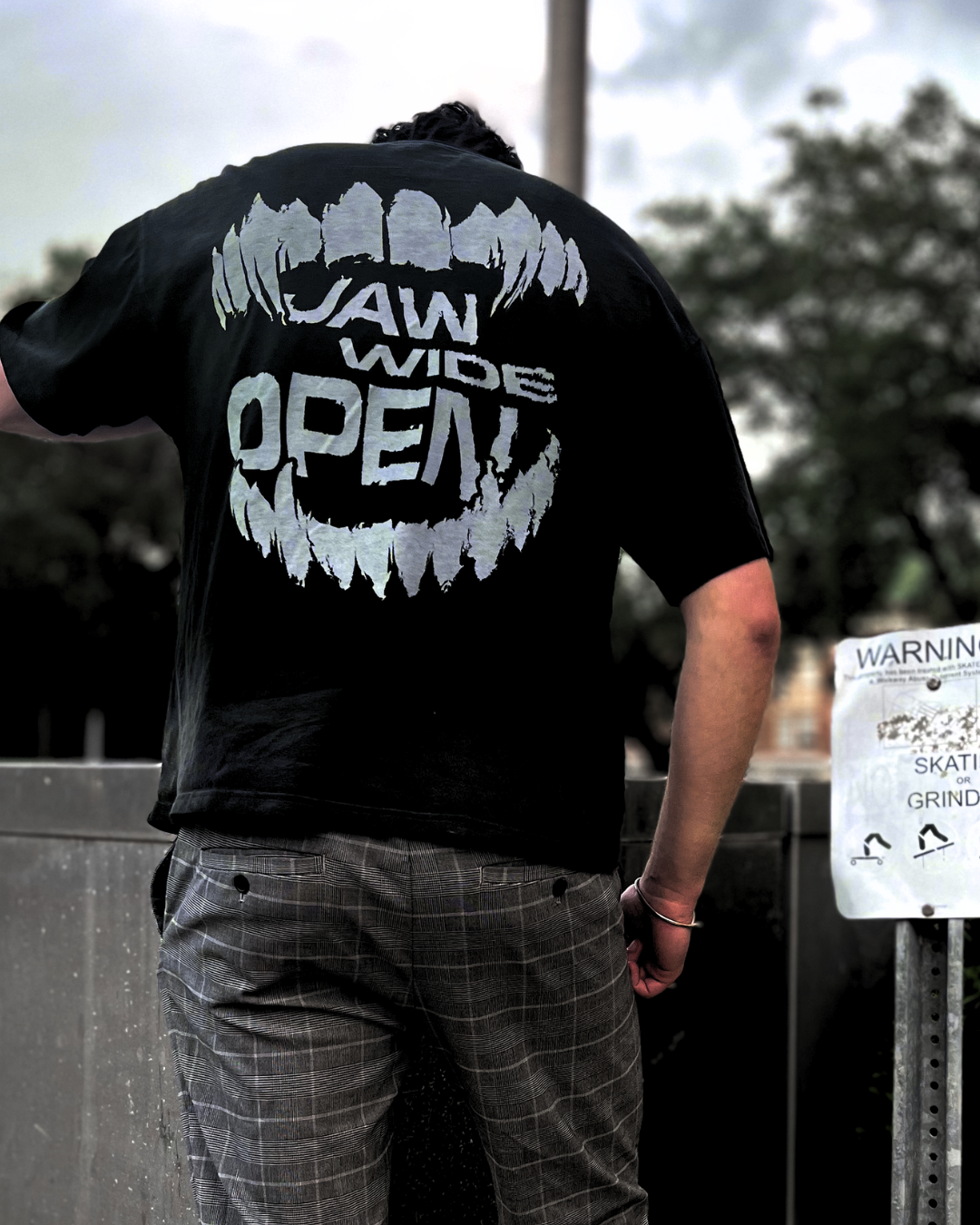 "Jaw Wide Open" Oversized Tee (Mori)